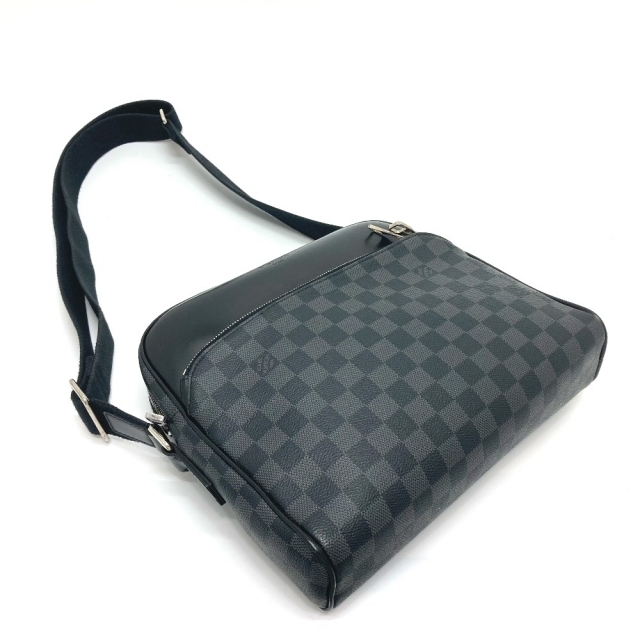 ルイヴィトン LOUIS VUITTON デイトンＰＭ N41408 ダミエグラフィット メッセンジャーバッグ ショルダーバッグ ダミエグラフィットキャンバス ブラック