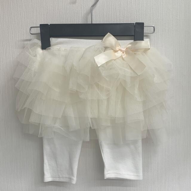 110 Bee des Bee チュールスカッツ2着まとめ売り キッズ/ベビー/マタニティのキッズ服女の子用(90cm~)(パンツ/スパッツ)の商品写真