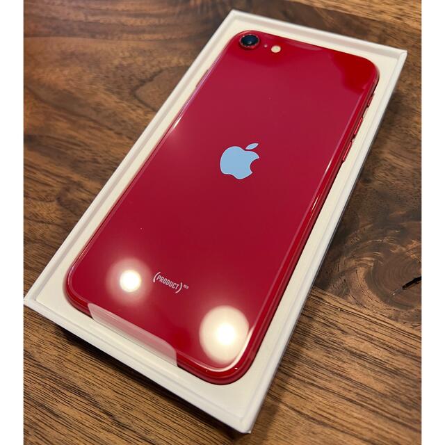 iPhone(アイフォーン)のiPhone SE 第3世代 64GB SIMフリー Red レッド スマホ/家電/カメラのスマートフォン/携帯電話(スマートフォン本体)の商品写真