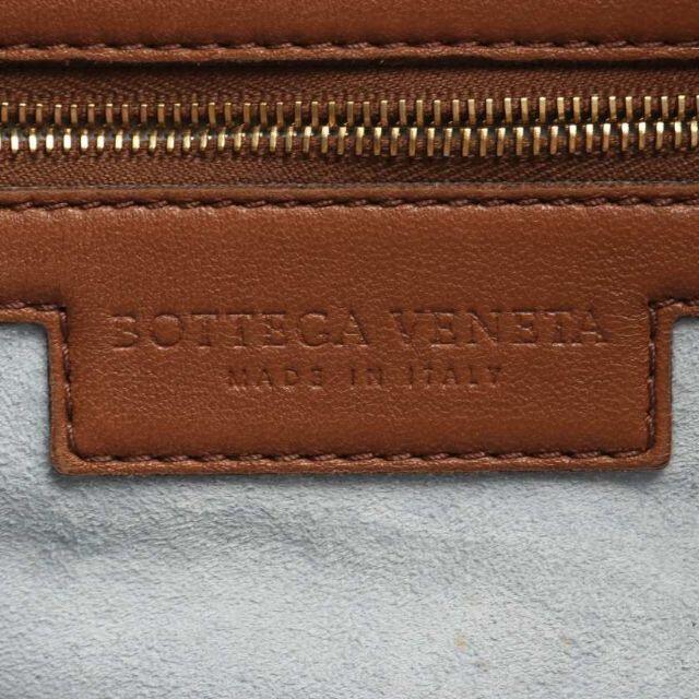 Bottega Veneta(ボッテガヴェネタ)のヴェネタバッグ イントレチャート ワンショルダーバッグ レザー ブラウン レディースのバッグ(ショルダーバッグ)の商品写真