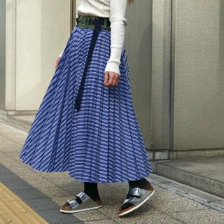 sacai - sacaiサカイ コットンストライププリーツラップスカートの ...