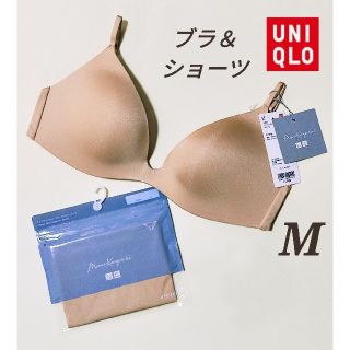 ユニクロ(UNIQLO)のユニクロ ワイヤレスブラ ショーツ Mマメクロゴウチ UNIQLOノンワイヤー(ブラ&ショーツセット)