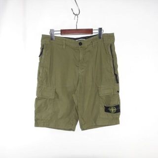 ストーンアイランド(STONE ISLAND)のSTONE ISLAND Logo Patch Bermuda Shorts(ショートパンツ)