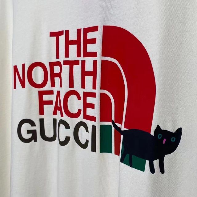 シャツです GUCCI The North Face ロゴ キャット 猫 Tシャツ O0kJ1