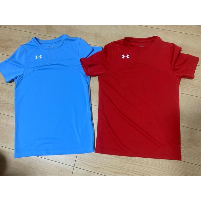 UNDER ARMOUR(アンダーアーマー)のアンダーアーマー Tシャツ　140cm 赤 キッズ/ベビー/マタニティのキッズ服男の子用(90cm~)(Tシャツ/カットソー)の商品写真