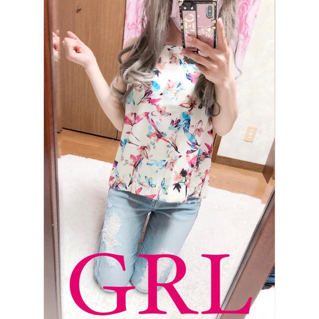 GRL(グレイル)の4673.GRL 花柄 ノースリーブブラウス ホワイト レディースのトップス(シャツ/ブラウス(半袖/袖なし))の商品写真