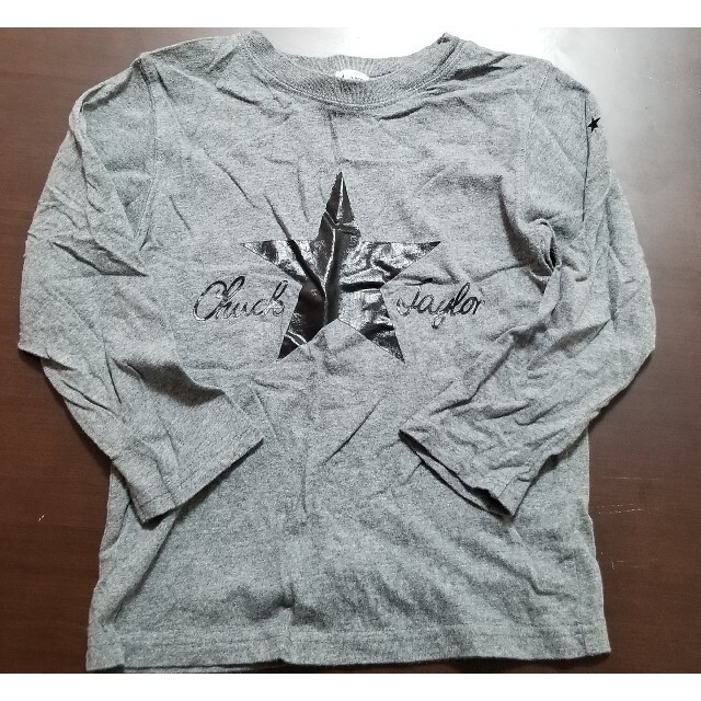 CONVERSE(コンバース)の星　ロンt 130 CONVERSE キッズ/ベビー/マタニティのキッズ服男の子用(90cm~)(Tシャツ/カットソー)の商品写真