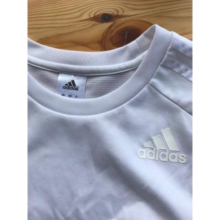 アディダス(adidas)のアディダス白Ｔシャツ(Tシャツ/カットソー(半袖/袖なし))