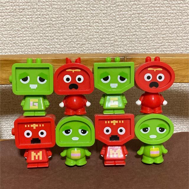 ガチャピンとムック　8体セット エンタメ/ホビーのおもちゃ/ぬいぐるみ(キャラクターグッズ)の商品写真