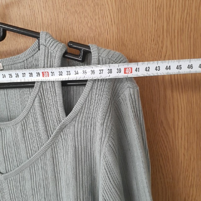 GU(ジーユー)のレディース服 レディースのトップス(Tシャツ(長袖/七分))の商品写真