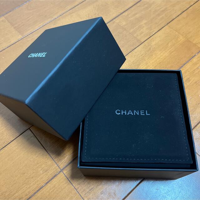 CHANEL(シャネル)の【正規付属品】CHANEL箱 レディースのバッグ(ショップ袋)の商品写真