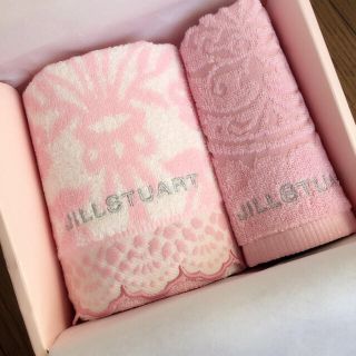 ジルスチュアート(JILLSTUART)の【meronpan♪様専用】JILL STUART ハンドタオル 2枚セット(タオル/バス用品)