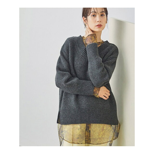 チャコール(06)】【一部WEB限定】タスマニアウールVネックフォルム