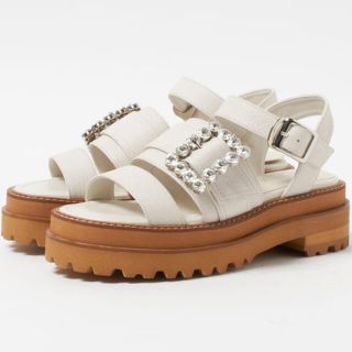 エントリー DIANA - ダイアナ 厚底ビジューサンダル 22cmの通販 by
