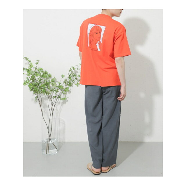 SENSE OF PLACE by URBAN RESEARCH(センスオブプレイスバイアーバンリサーチ)の【ORANGE(1)】ガールグラフィックTシャツ(5分袖) メンズのトップス(Tシャツ/カットソー(半袖/袖なし))の商品写真