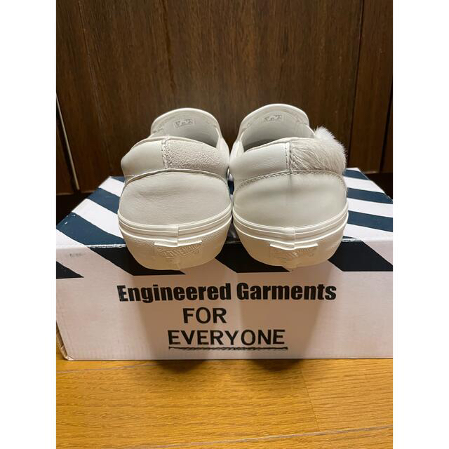 Engineered Garments(エンジニアードガーメンツ)の新品 Engineered Garments 別注 VANS 白 26 メンズの靴/シューズ(スニーカー)の商品写真