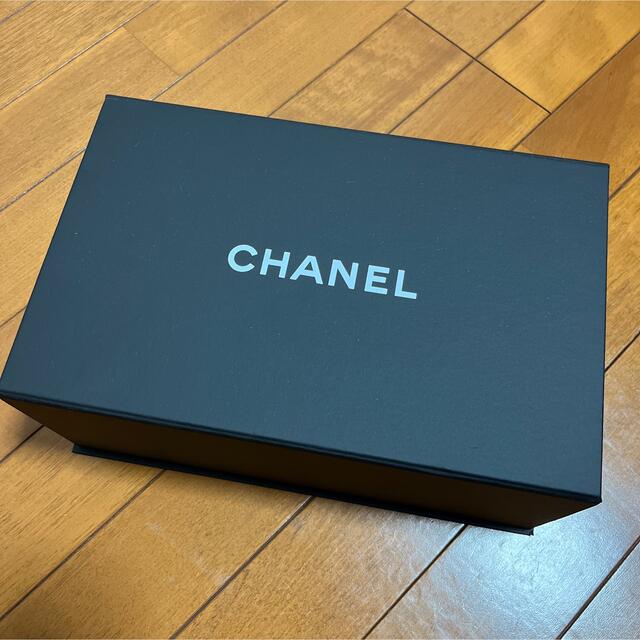 CHANEL(シャネル)の【正規付属品】CHANEL 箱 レディースのバッグ(ショップ袋)の商品写真