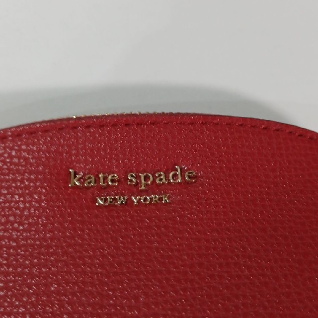 kate spade new york(ケイトスペードニューヨーク)の【新品】kate spade　ポーチ レディースのファッション小物(ポーチ)の商品写真