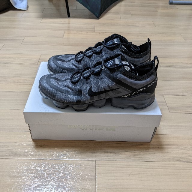 NIKE(ナイキ)のNIKE AIR VAPORMAX 2019 メンズの靴/シューズ(スニーカー)の商品写真