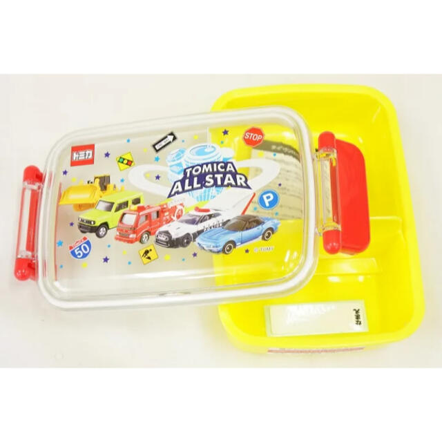 Takara Tomy(タカラトミー)の【新品】トミカ　お弁当箱“450ml”  タカラトミー 　ランチボックス インテリア/住まい/日用品のキッチン/食器(弁当用品)の商品写真