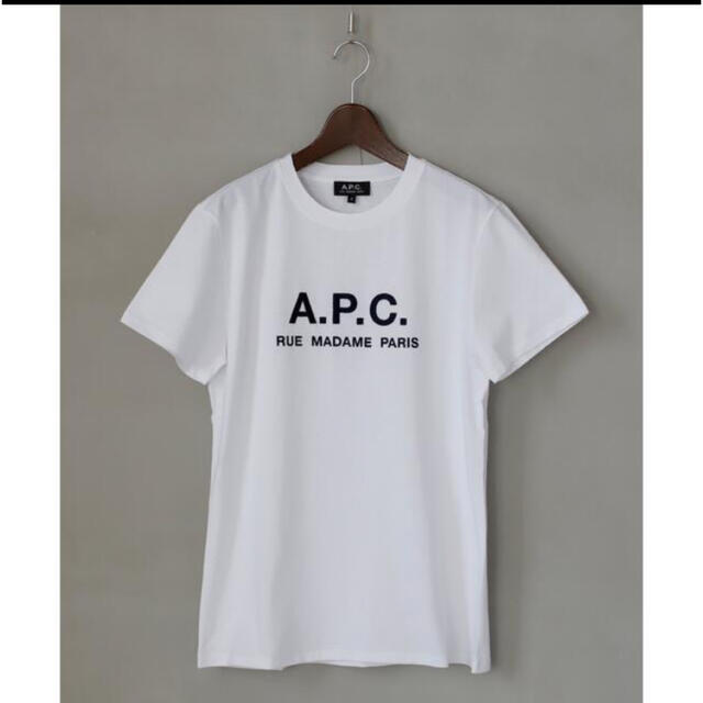 A.P.C(アーペーセー)のAPC アーペーセー ロゴ 刺繍Tシャツ レディースのトップス(Tシャツ(半袖/袖なし))の商品写真