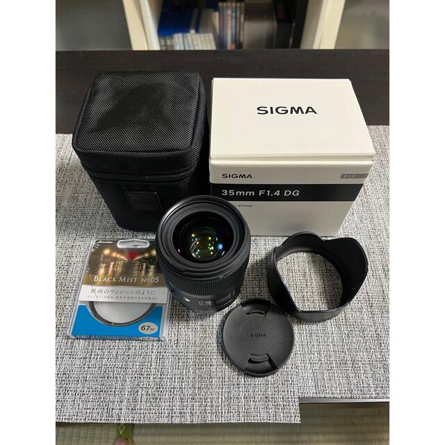 SIGMA(シグマ)のSIGMA 35mm F1.4 Canon用　ブラックミストNo.5 スマホ/家電/カメラのカメラ(レンズ(単焦点))の商品写真