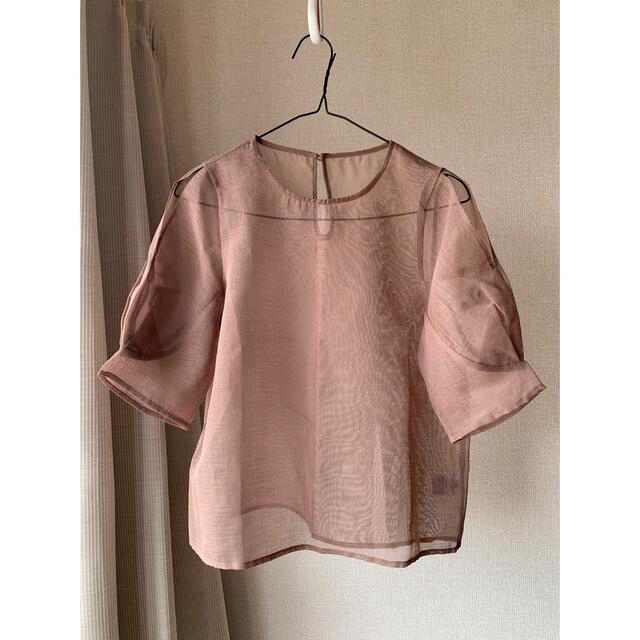 Kastane(カスタネ)の【Amiur】airy open shoulder puff sleeve レディースのトップス(シャツ/ブラウス(半袖/袖なし))の商品写真