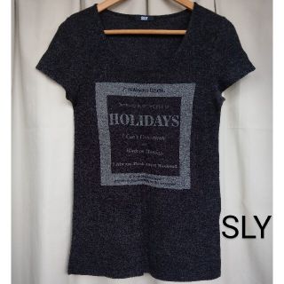 スライ(SLY)の【値下げ！ 美品】SLY ダークグレー プリント Tシャツ(Tシャツ(半袖/袖なし))