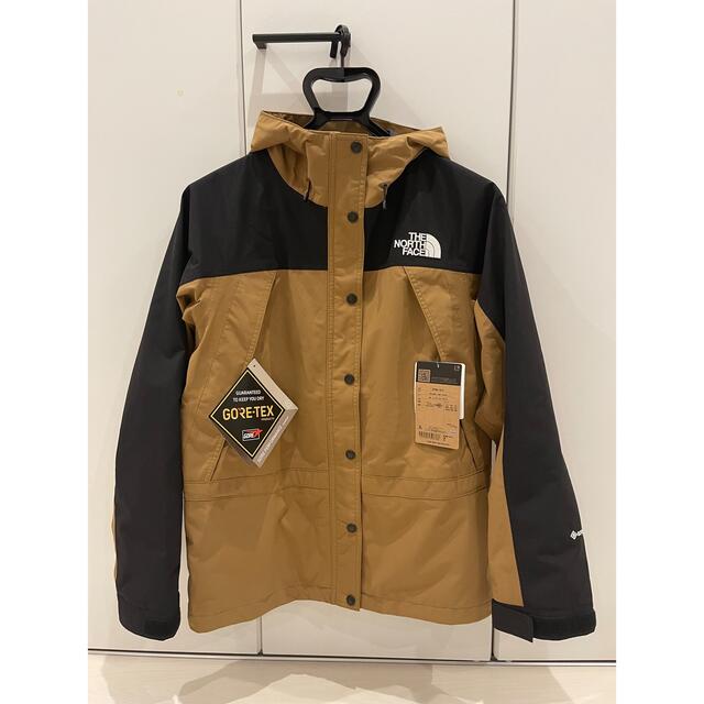 THE NORTH FACE(ザノースフェイス)の新品未使用☆ノースフェイス マウンテンライトジャケット NPW61831 UB レディースのジャケット/アウター(ナイロンジャケット)の商品写真