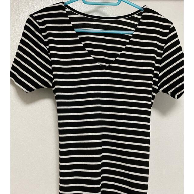 バックリボン　半袖　Tシャツ　　背中開き レディースのトップス(Tシャツ(半袖/袖なし))の商品写真