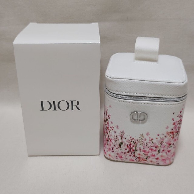 Christian Dior(クリスチャンディオール)のDior ディオール バニティ ノベルティ ポーチ 花柄 レディースのファッション小物(ポーチ)の商品写真