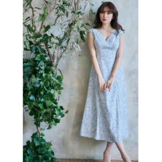 Herlipto Lace Trimmed Floral Dress新品タグつき