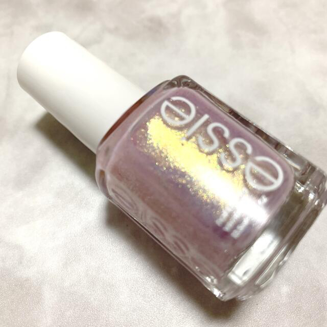 Essie(エッシー)のessie OPI ポリッシュ2点 コスメ/美容のネイル(マニキュア)の商品写真