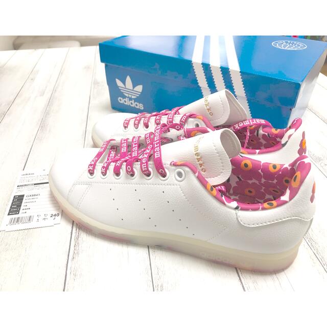 【新品未使用】マリメッコadidasスタンスミス　ピンク　24㎝ 箱付き | フリマアプリ ラクマ