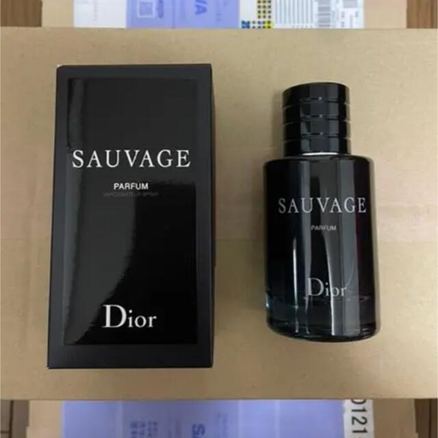 dior ＳＡＵＶＡＧＥ　ＰＡＲＦＵＭ 1