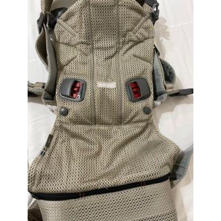 BABYBJORN - ベビーキャリア ONE KAI + AIR メッシュ グレーベージュ