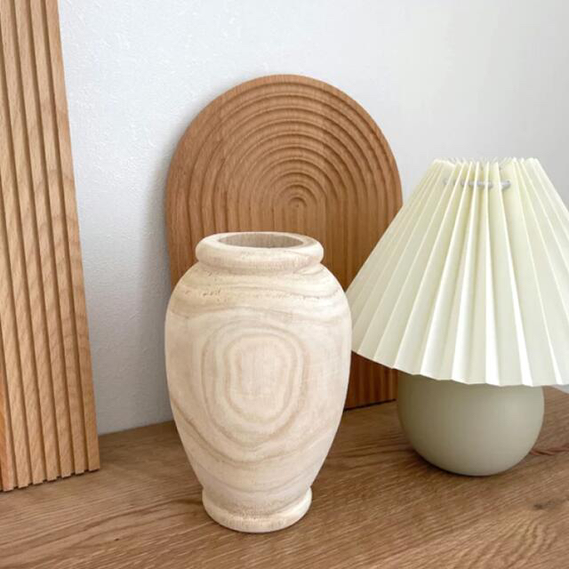 花瓶　フラワーベース　木製　ウッド インテリア/住まい/日用品のインテリア小物(花瓶)の商品写真