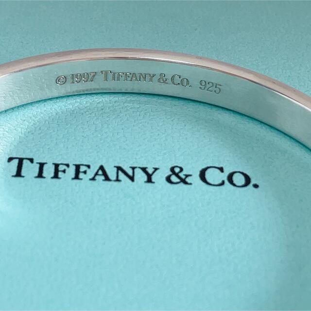 Tiffany & Co.(ティファニー)のTIFFANY&Co. ティファニー 1837 ナローバングル レディースのアクセサリー(ブレスレット/バングル)の商品写真