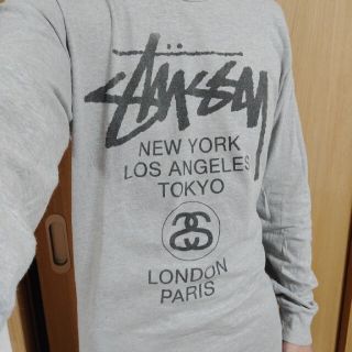 STUSSY - WORLD TOUR長袖TシャツMサイズ灰色グレー黒STUSSY大都市ロン