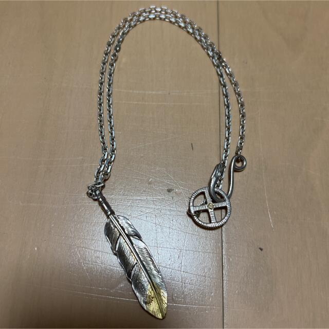 goro's(ゴローズ)のREDMAN 先金大フェザー ホイール付きチェーンセット メンズのアクセサリー(ネックレス)の商品写真