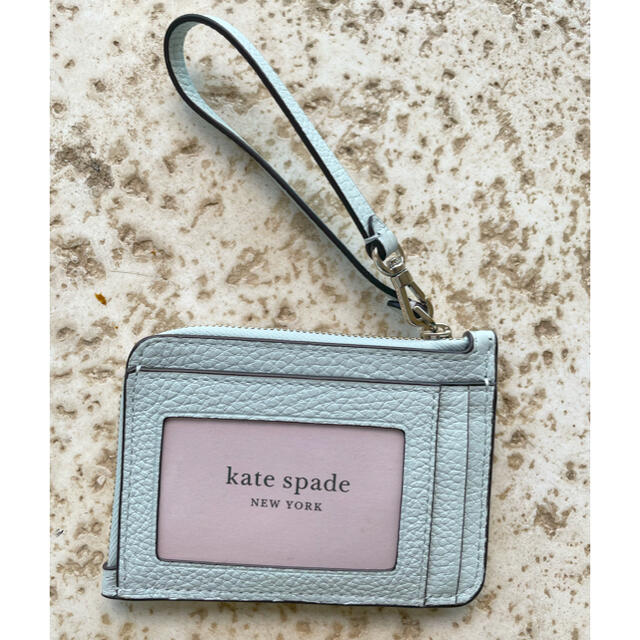 kate spade new york(ケイトスペードニューヨーク)のケイトスペードニューヨーク　小銭入れ　パスケース　定期入れ　カードケース　 レディースのファッション小物(パスケース/IDカードホルダー)の商品写真