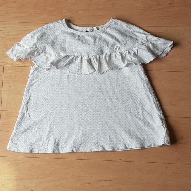 3can4on(サンカンシオン)の130㌢　カットソー　白 キッズ/ベビー/マタニティのキッズ服女の子用(90cm~)(Tシャツ/カットソー)の商品写真