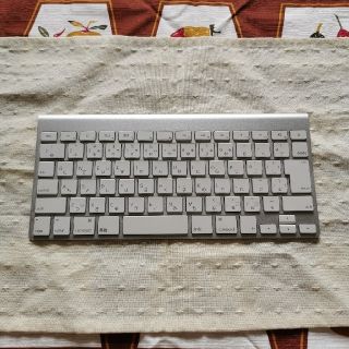 アップル(Apple)のApple ワイヤレス キーボード A1314(PC周辺機器)