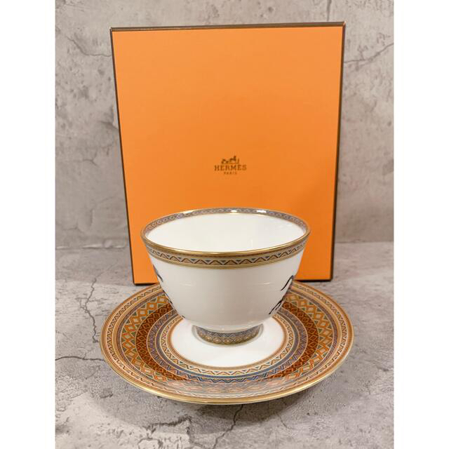 HERMES エルメス No.2 シュヴァルドリアン ティーカップ&ソーサー HERMES エルメス No.2 シュヴァルドリアン ティーカップ&ソーサー
