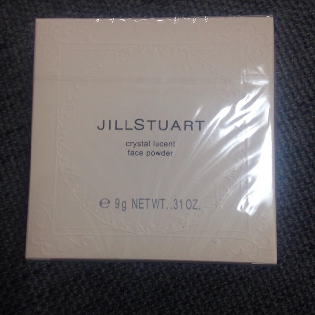 JILLSTUART(ジルスチュアート)の新品未開封＊ジルスチュアート パウダー コスメ/美容のベースメイク/化粧品(フェイスパウダー)の商品写真