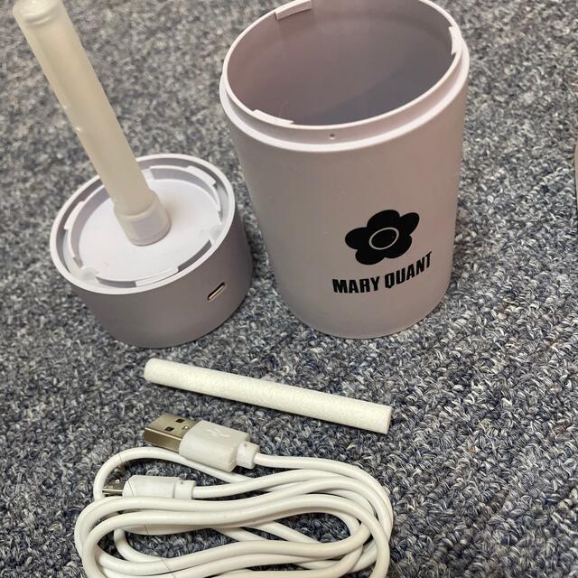 MARY QUANT(マリークワント)のMARY QUANT ポータブル加湿器  tsu3様専用 スマホ/家電/カメラの生活家電(加湿器/除湿機)の商品写真