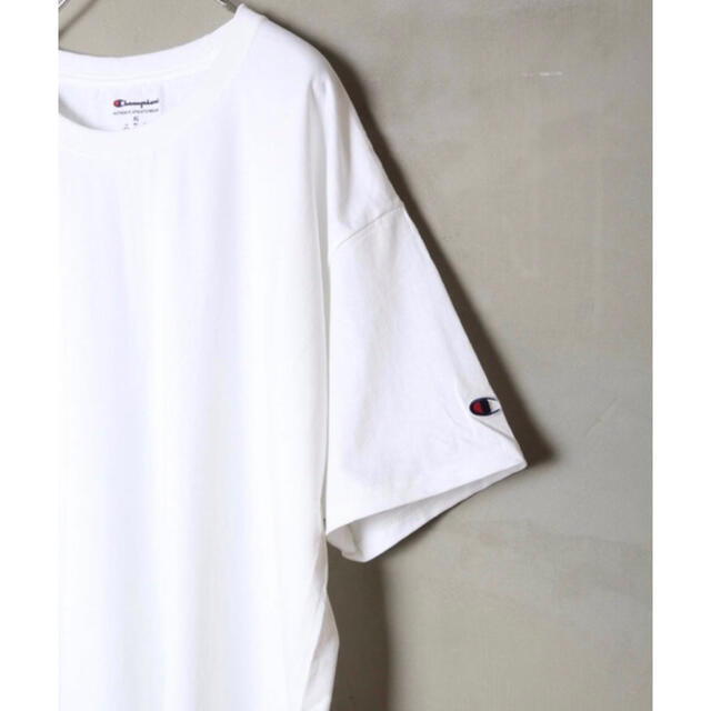 Champion(チャンピオン)の【新品】×【大人気】ゆるだぼ チャンピオン tシャツ 白T ホワイト 王道 メンズのトップス(Tシャツ/カットソー(半袖/袖なし))の商品写真