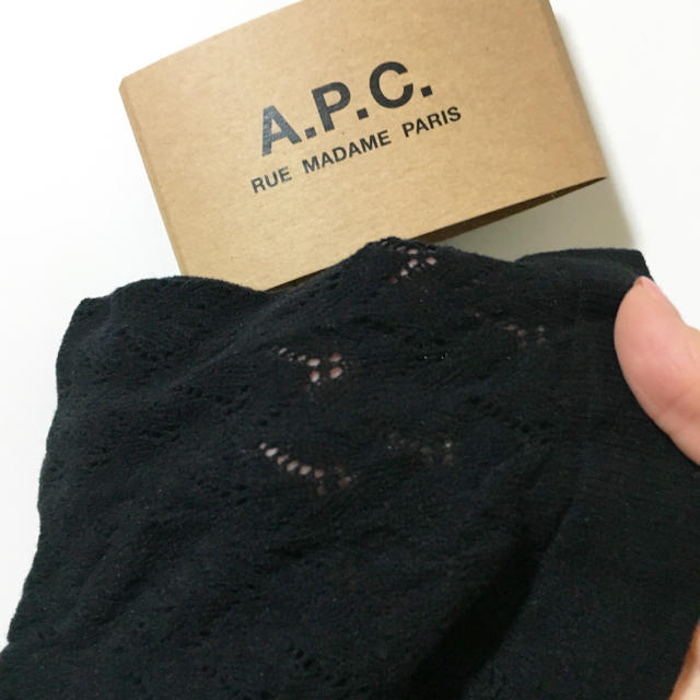 A.P.C(アーペーセー)のA.P.C タイツ 黒 新品未使用 レディースのレッグウェア(タイツ/ストッキング)の商品写真