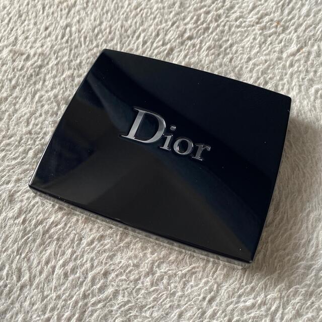 Dior(ディオール)のDIOR ディオール　アイシャドウ コスメ/美容のベースメイク/化粧品(アイシャドウ)の商品写真