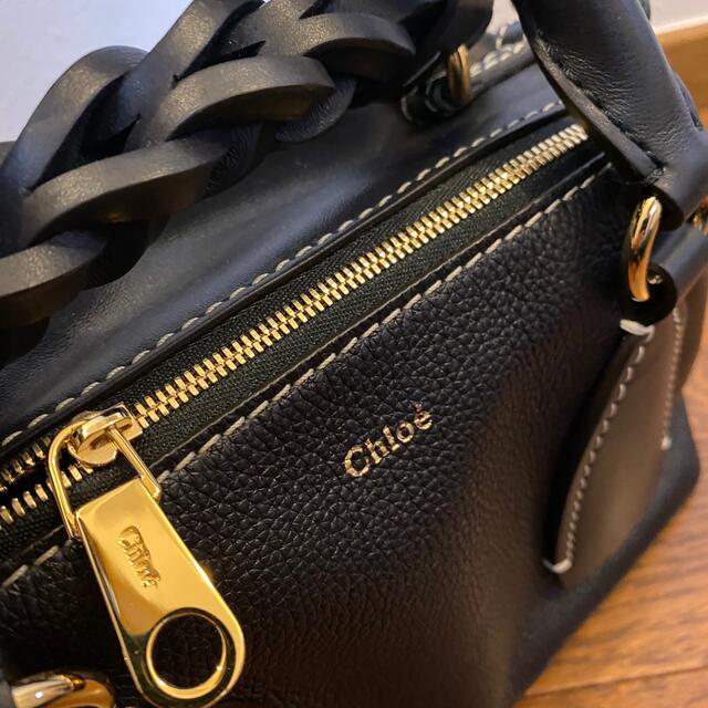 Chloe(クロエ)の【新品】Chloe グレイン＆シャイニーカーフスキン Dariaスモールバッグ レディースのバッグ(ハンドバッグ)の商品写真